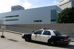 Střelec zabil na univerzitě v Los Angeles muže, pak se zastřelil