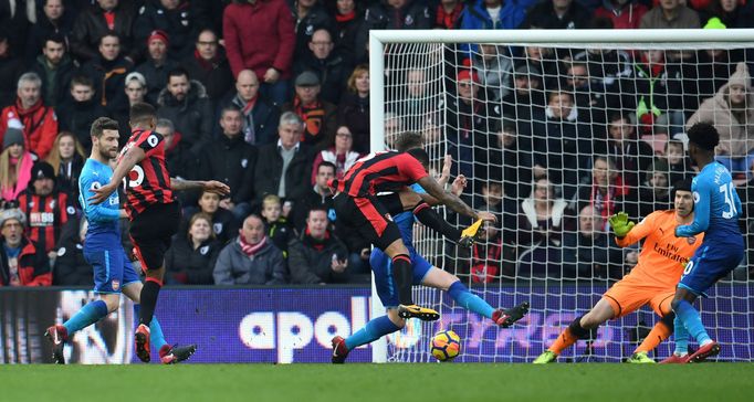 Petr Čech inkasuje v Bournemouthu druhý gól