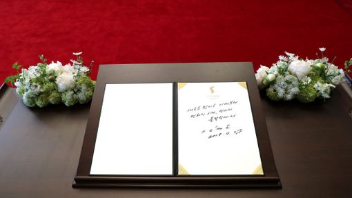 Summit Korejí: Kim Čong-un zanechal vzkaz v návštěvní knize v Mírovém domě - summit