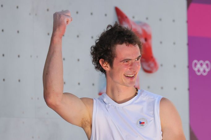 Sportovní lezec Adam Ondra ve finále na OH 2020