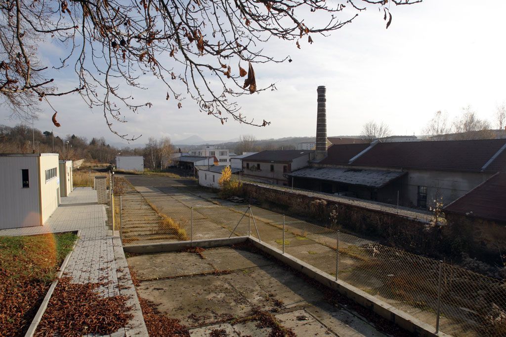 Dehtová jímka v Teplicích po rekultivaci