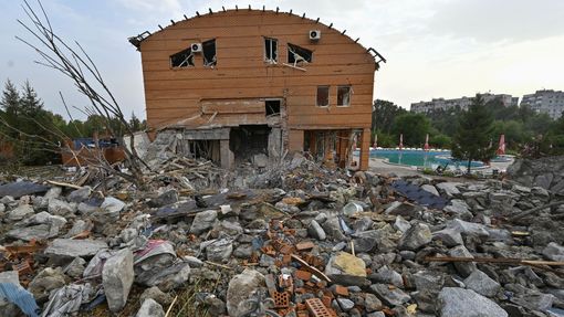 V noci na úterý 3.září Rusové zasáhli hotel v Záporoží.