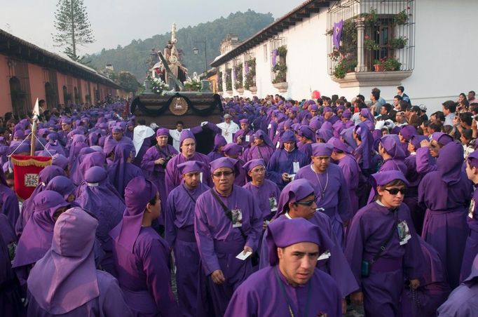 Na ilustračním snímku: Holy Week, Guatemala