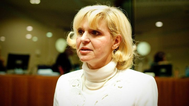 Rozdávání peněz státem krizi akorát prodlouží. Klidně na deset let, varuje ekonomka; Zdroj foto: ČTK