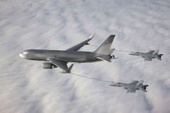Boeing získal obří kontrakt na létající tankery