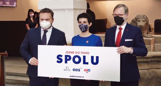 Pravicová trojkoalice ukázala předvolební heslo: Jdeme do toho spolu