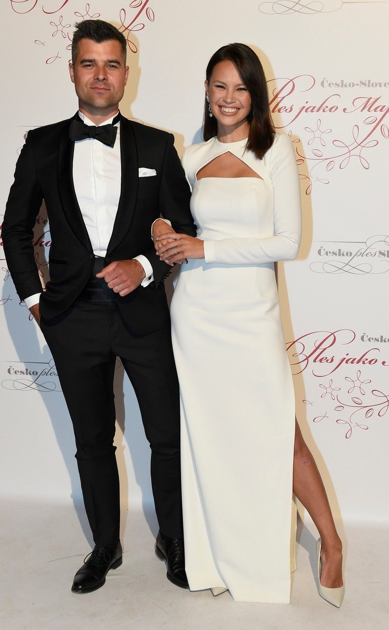 Monika Leová, žena