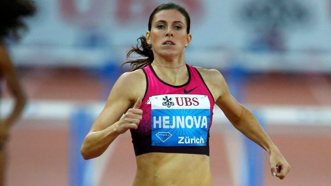 Zuzana Hejnová trať 400 metrů překážek letos naprosto ovládla