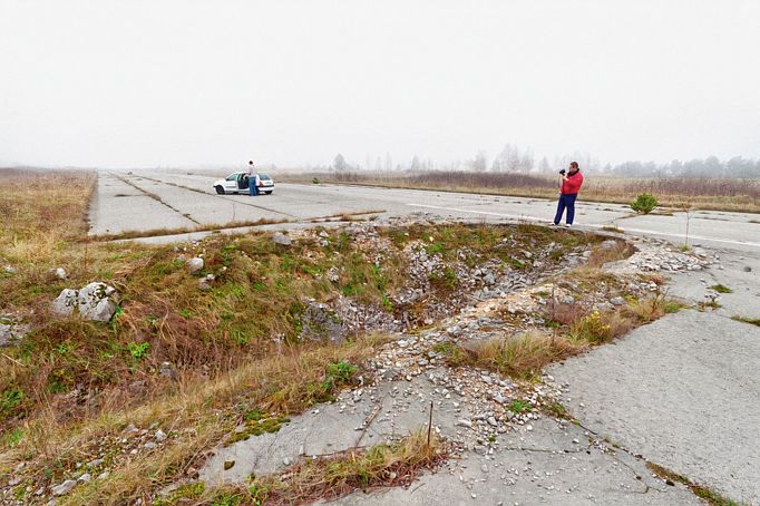 Před 30 lety bylo za občanské války zničeno podzemní letiště Željava, vybudované jugoslávskou armádou.