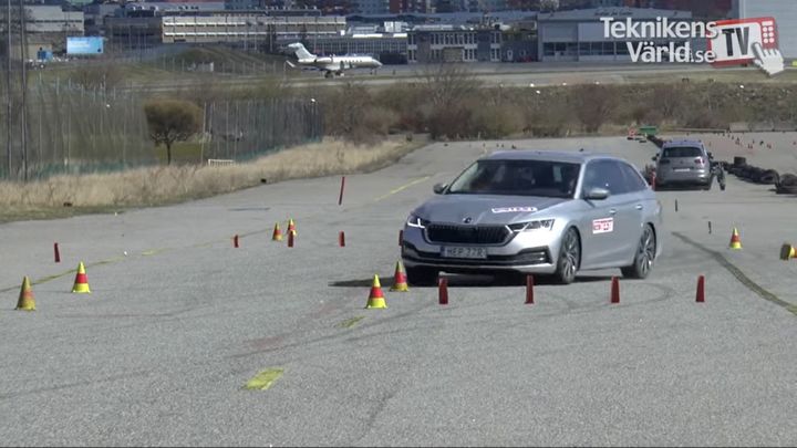 Kuželkový skandál v souvislostech: Opravdu nová Octavia nezvládla náročný losí test?