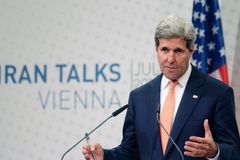 Írán musí snížit počet centrifug, řekl ve Vídni John Kerry