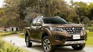 Renault Alaskan – Unie značek Renault a Nissan přinese další ovoce v podobě nového pick-upu. Ten sice ponese znak francouzské automobilky, ale pod ním se skrývá technika Nissanu Navara, což je bezesporu dobře. Jde totiž o jeden z nejlepších modelů v dané třídě.