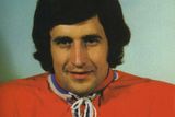 Vůbec prvním českým šampionem Stanley Cupu se stal Jaroslav Pouzar. Po boku Waynea Gretzkyho se radoval z poháru v letech 1984, 1985 a 1987 v dresu Edmontonu.