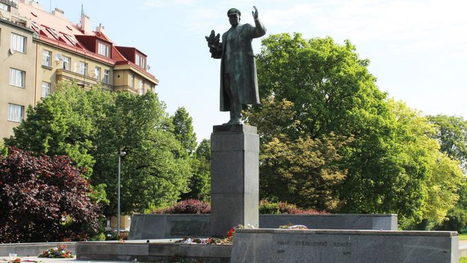 Pomník ruského maršála Ivana Koněva v Praze.