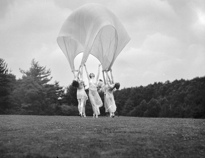 Arnold Genthe: fotografie aktů a tance