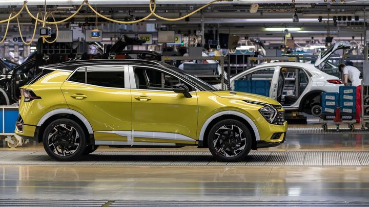 Slovensko zůstává automobilovou velmocí. Loni se tam vyrobil asi milion nových aut; Zdroj foto: Kia