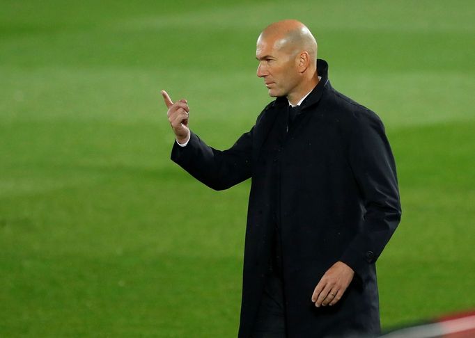 FILE PHOTO: Soccer Football - La Liga Santander - Real Madrid v Real Betis - Estadio Alfredo Di Stefano, Madrid, Spain - April 24, 2021 Real Madrid coach Zinedine Zidane