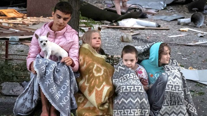 Ukrajinské děti podstupují převýchovu na řadě míst v Rusku, uvádí studie; Zdroj foto: Reuters