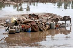 Po povodních v Pákistánu zemřelo 36 lidí. Hladiny řek stoupají kvůli monzunovým dešťům