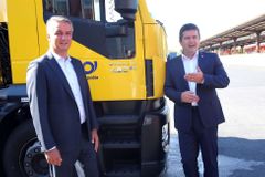 Pošťáci jsou přetížení a mizerně placení. Ministr Hamáček chce na platy poslat 1,5 miliardy