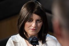 "Prasácké rozhodnutí." Námluvy s komunisty spustily úprk ze SOCDEM