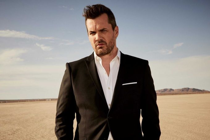 Australský komik Jim Jefferies se vrací do Prahy s novým stand-upem Son of a Carpenter.