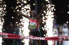 MS v atletice 2019: Keňanka Ruth Chepngetichová slaví v cíli maratonu vítězství