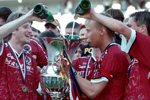 Fotbal, Sparta Praha 1997-98: Tomáš Rosický a Horst Siegl