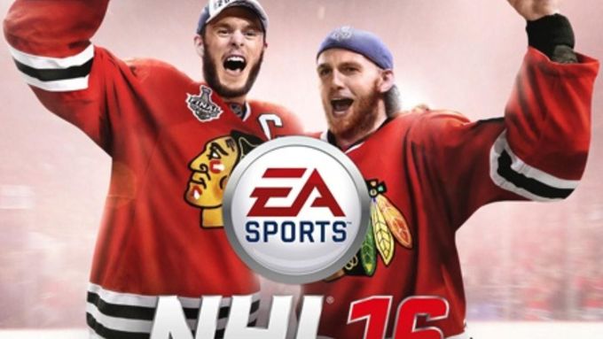 Jonathan Toews a Patrick Kane na původní verzi obalu pro videohru NHL 16.