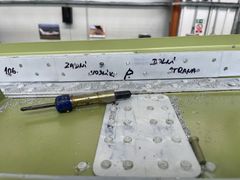 Letouny NG koncové nádrže nepotřebují, kerosin tankují přímo do "mokrých" křídel.