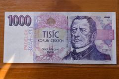 Dva Slováci roky padělali české bankovky, soud je poslal do vězení