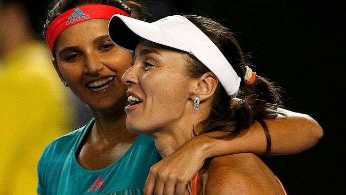 Sania Mirzaová a Martina Hingisová.