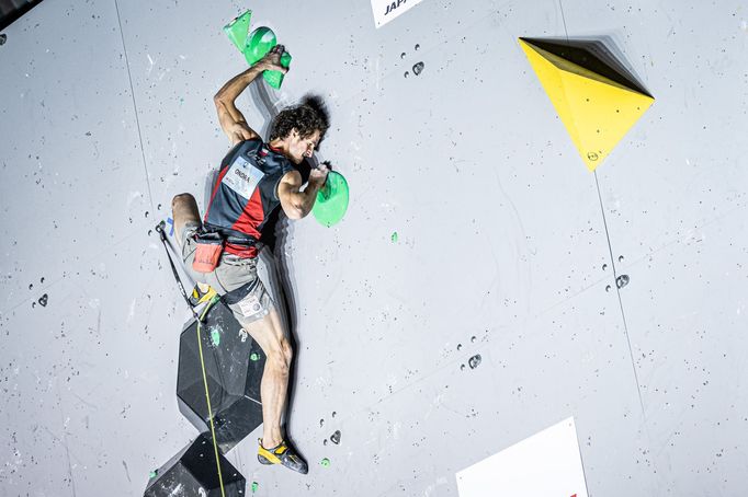 Adam Ondra při SP v Brianconu (2020)