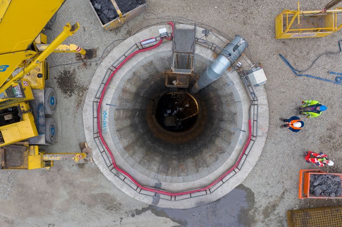 Geologický průzkum pro metro D - lokalita OL1 na rohu ulic Na Strži a Antala Staška.