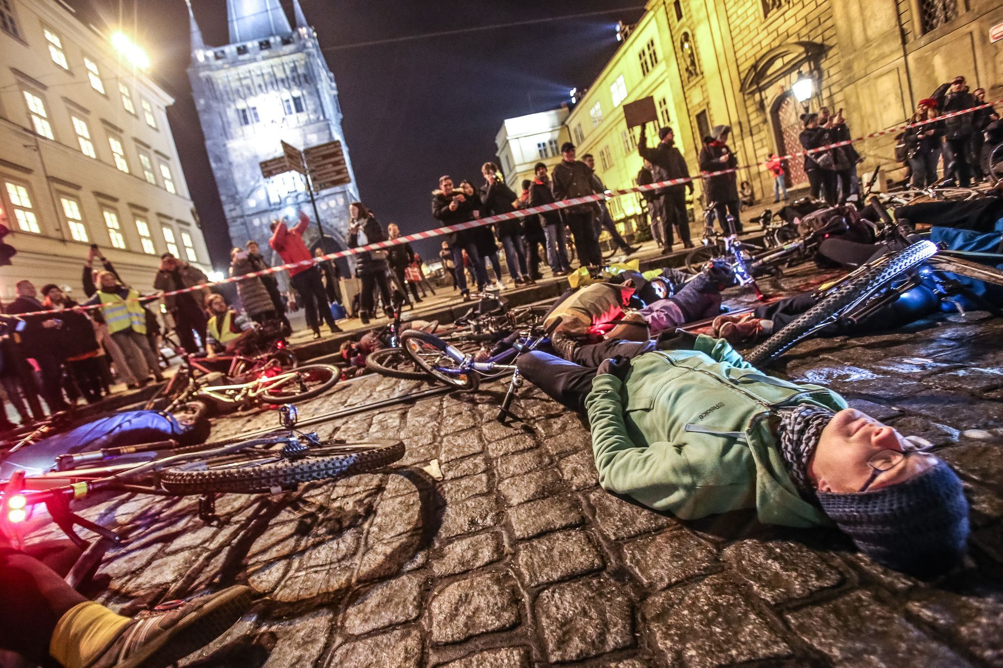 Cykloprotest proti omezení jízdě na kole na Praze 1, pořádal Auto*Mat