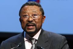 Gabonský opoziční vůdce vyhlásil generální stávku na protest proti údajné manipulaci voleb