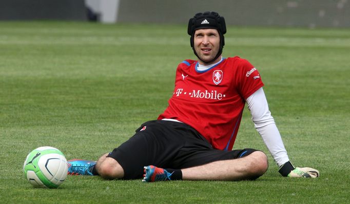 Trénink české reprezentace před utkáním s Itálií (Petr Čech)