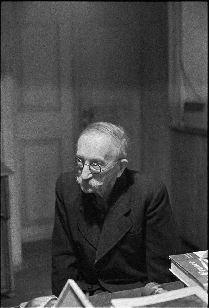 Bohuslav Reynek v Petrkově, 1967.