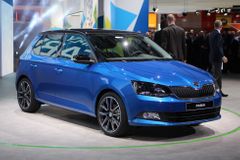 Fabia v Česku zdražila, přesto ji jinde levněji nekoupíte, ukázal průzkum