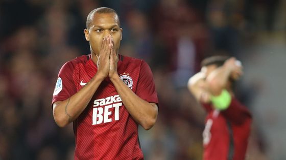 Sparta i Slavia v létě mohutně zbrojily, ale k titulu mají po podzimu oba pražské kluby daleko. I proto se v zimní přestávce na Letné i v Edenu rozhodli zúžit kádry.