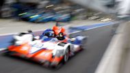 ARD-Delta jela závod s bílo-modrý prototypem LMP2