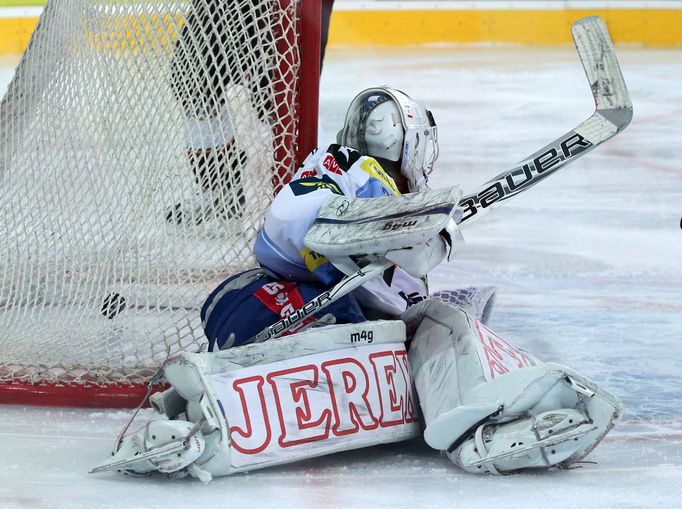 Hokej, extraliga, Sparta - Kometa Brno: Jiří Trvaj inkasuje