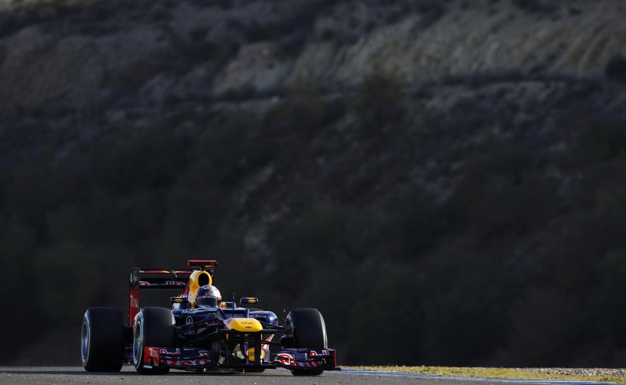Testy v Jerezu: Vettel