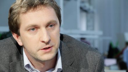 Půl milionu pro Krnáčovou? Podle šéfa Transparency příliš