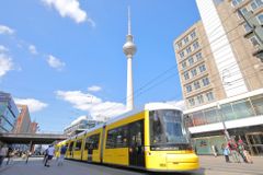 Berlín má být bez aut, žádá petice. Radikální návrh chce omezit provoz na třetinu
