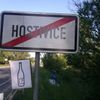 Kauza Rath se rozšiřuje i do Hostivice.