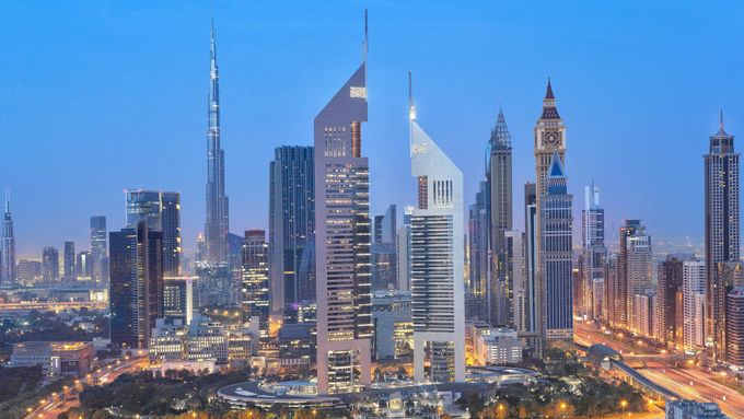 Dubaj - Emirates Towers.