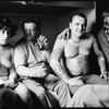 V UNIMO buňce na stavbě, Šumperk, 1982, černobílá fotografie