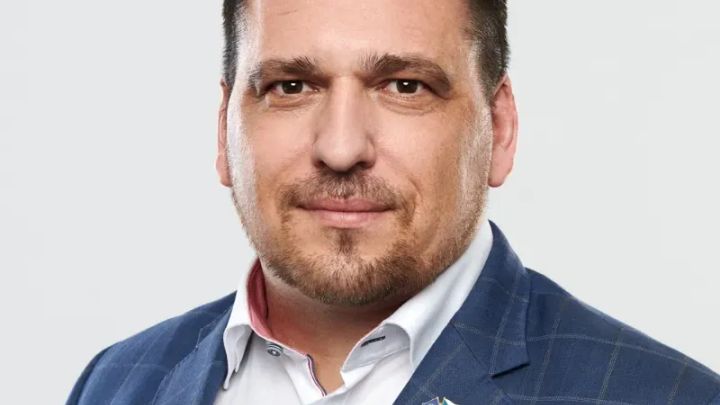 Europoslanec Zdechovský musí opustit aktivní zálohy, rozhodl soud
