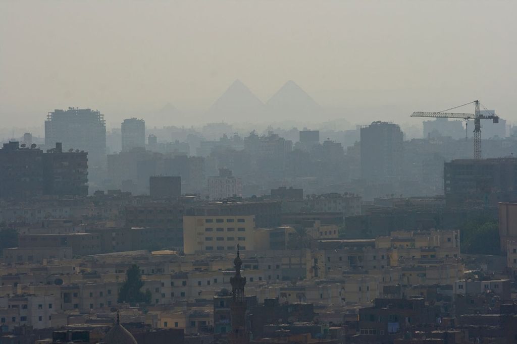 Foto: Podívejte se, jak smog zahaluje život ve městech - Egypt